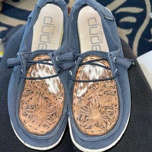 Hey Dude shoes